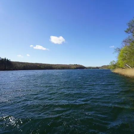 بيت للعطل Lesny Zakatek 2 Nad Jeziorem Wartkowo